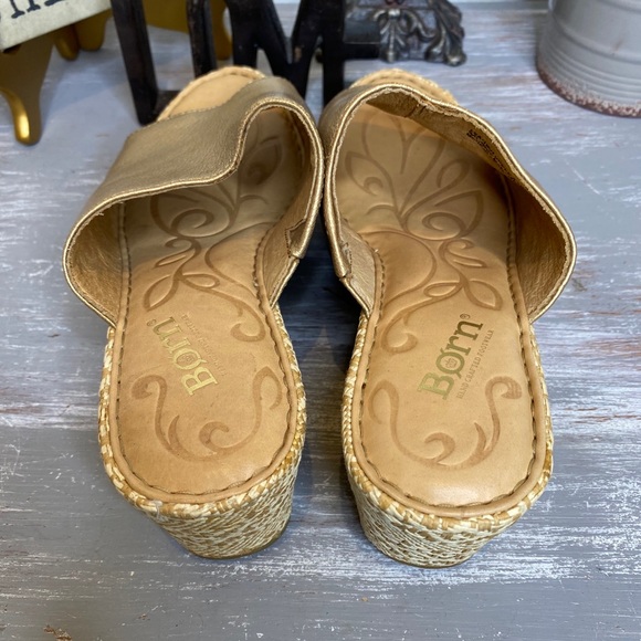Born Tilda gold leather basket weave wedge heel sandals Size 7M - Picture 3 of 11